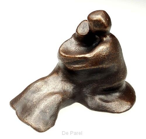 Beeld 706b omzien nr elkaar 13cm brons